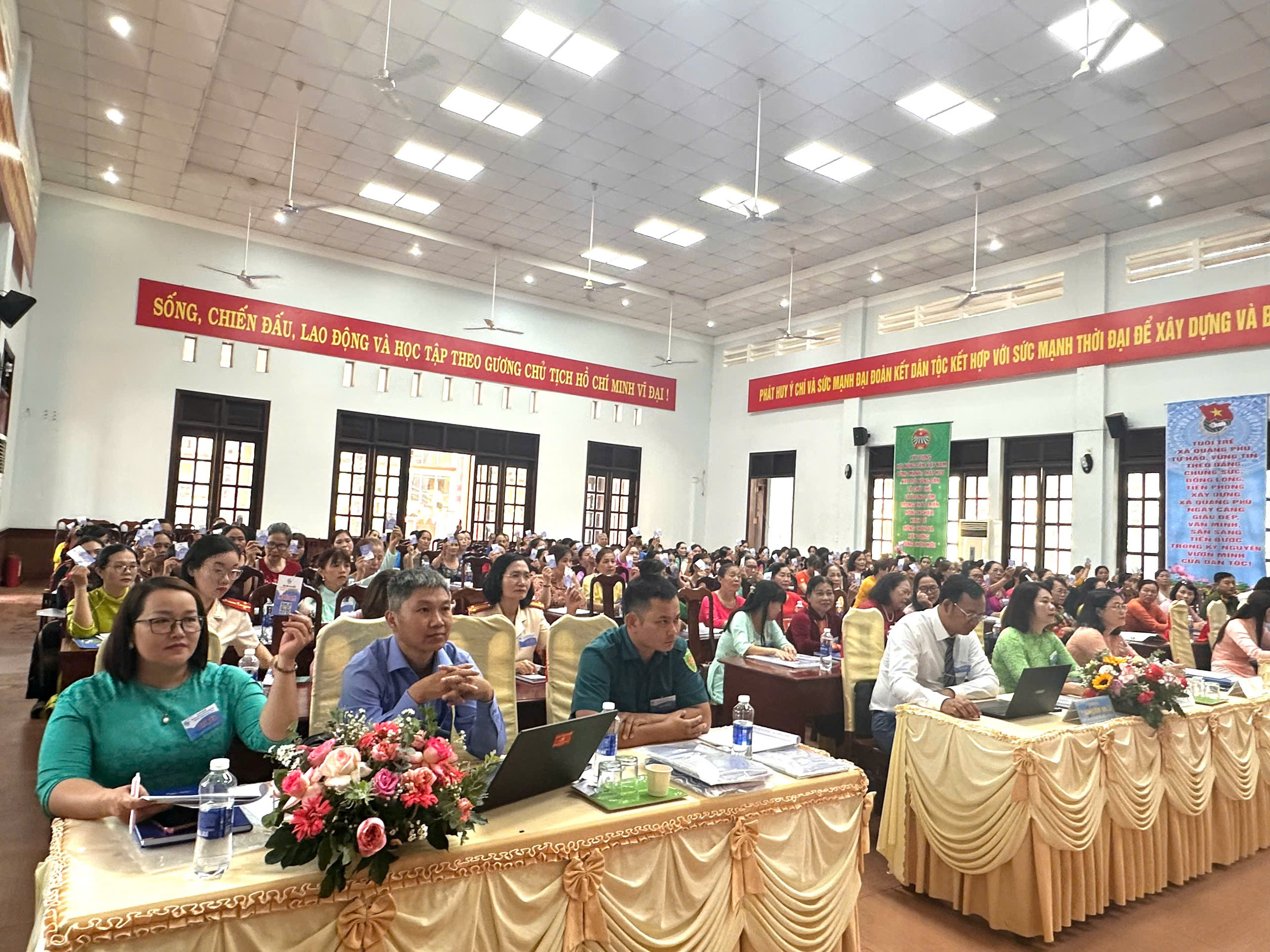 Quang cảnh Đại hội Đại biểu Hội LHPN xã Quảng Phú